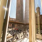 アパート Asinelli Suite, Privilegiata Vista Sulle Due Torri *