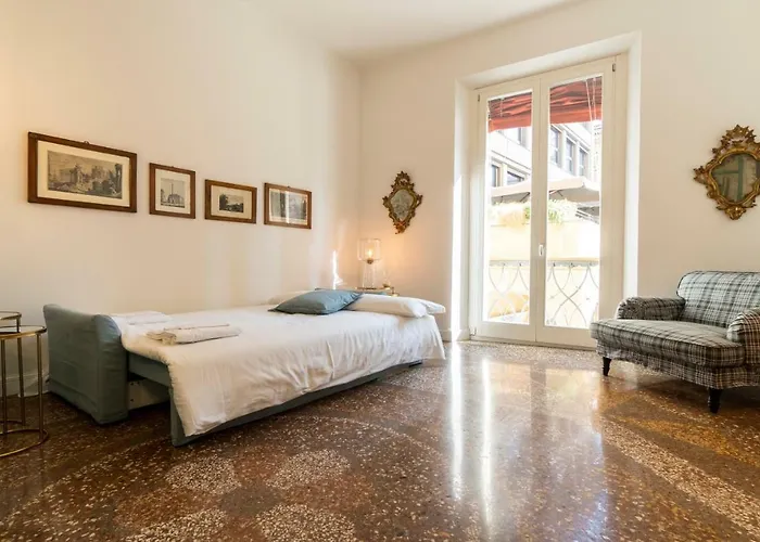 شقة Asinelli Suite, Privilegiata Vista Sulle Due Torri بولونيا