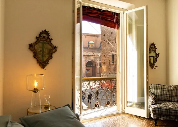 Asinelli Suite, Privilegiata Vista Sulle Due Torri بولونيا