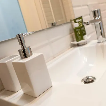 Asinelli Suite, Privilegiata Vista Sulle Due Torri Apartment *