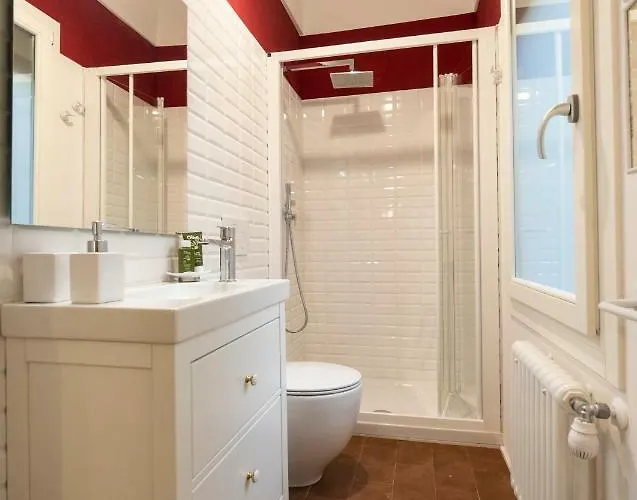 Asinelli Suite, Privilegiata Vista Sulle Due Torri * Bologna